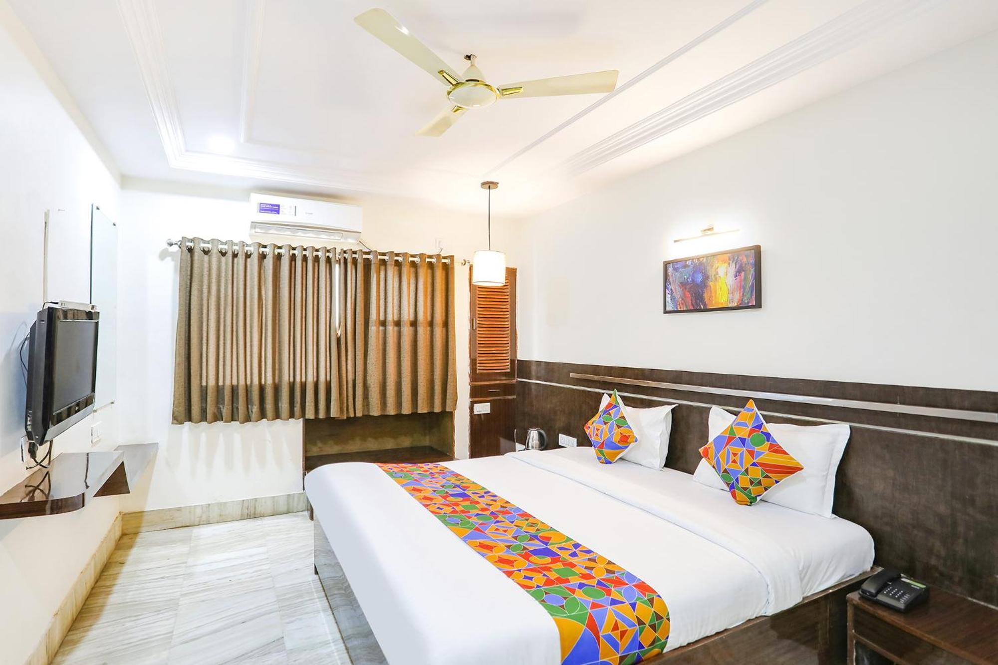 Fabhotel Shirdi Park Inn Eksteriør bilde
