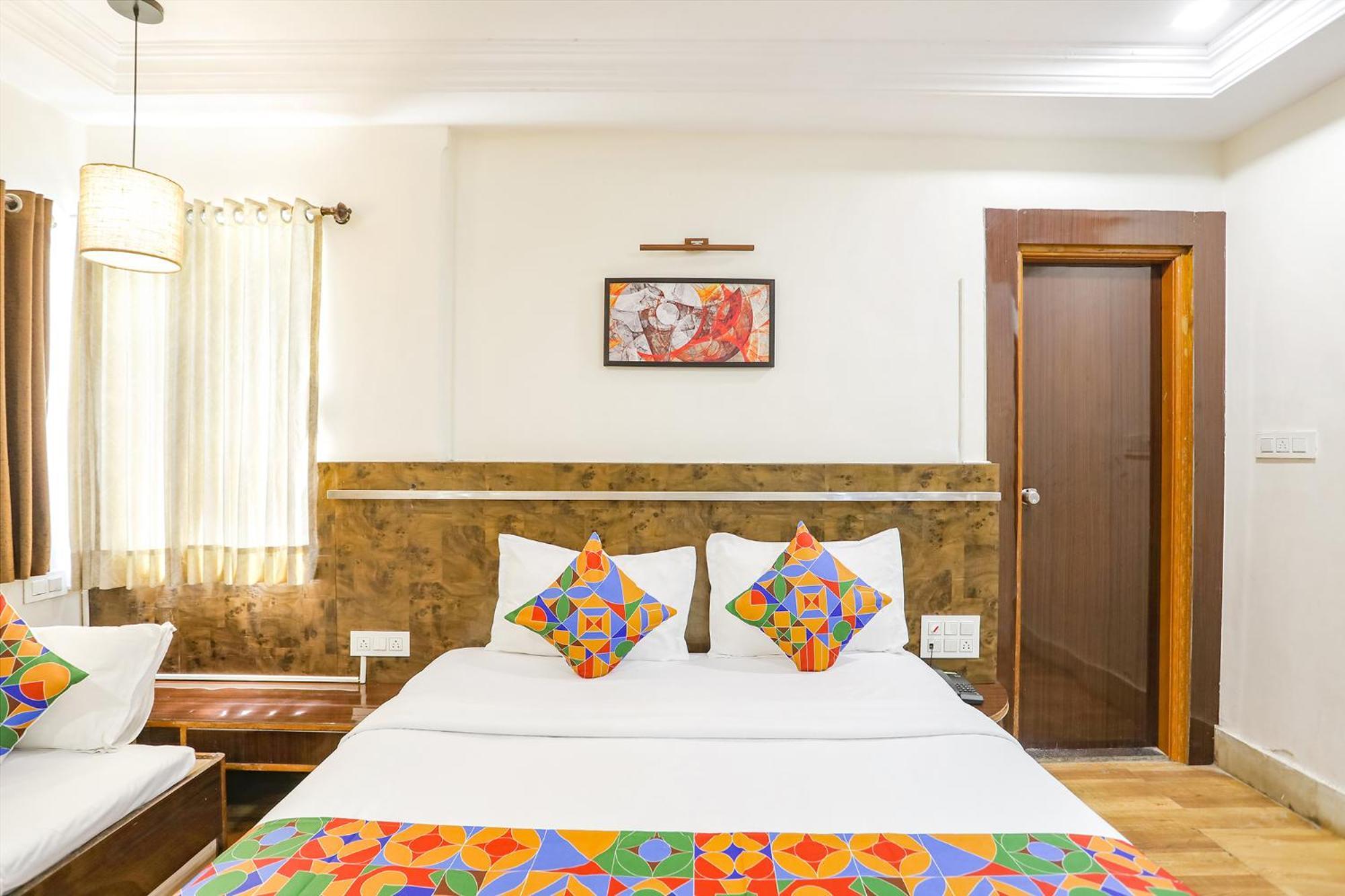 Fabhotel Shirdi Park Inn Eksteriør bilde